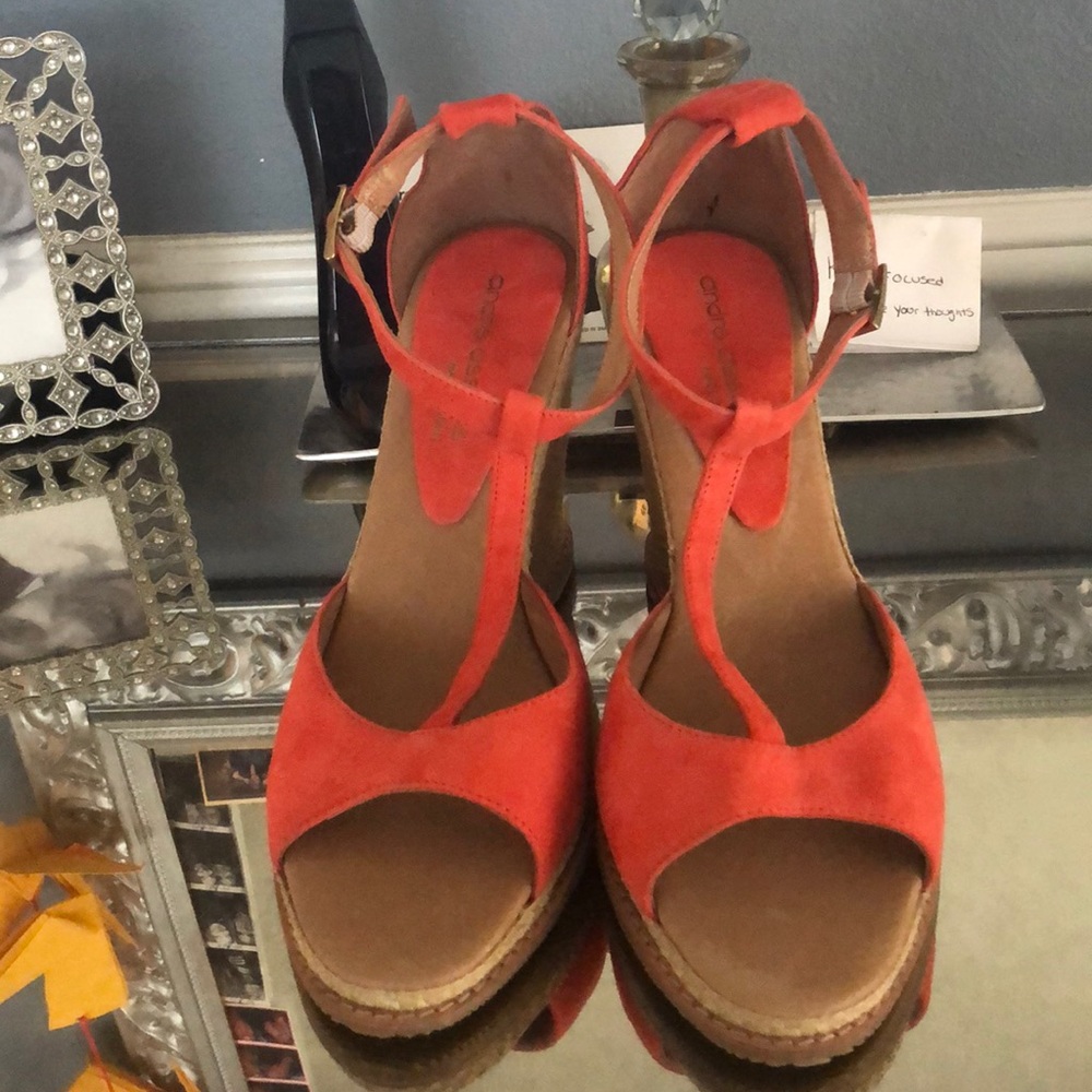 Andre Assous wedge espadrille